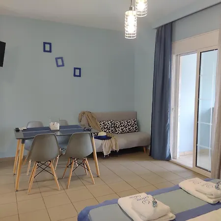 Celeste Deluxe Aparthotel *