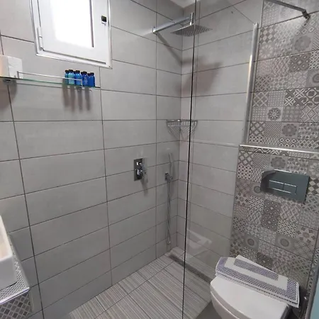 Celeste Deluxe Appart hôtel